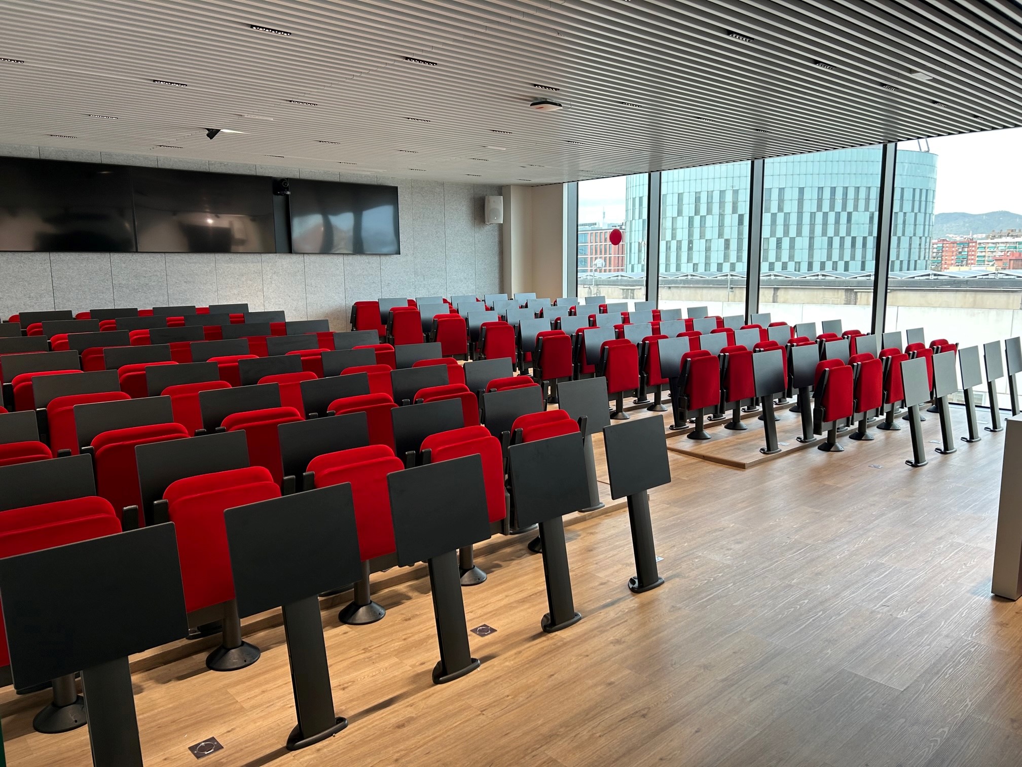 TBS Education - Barcelona, Conference room