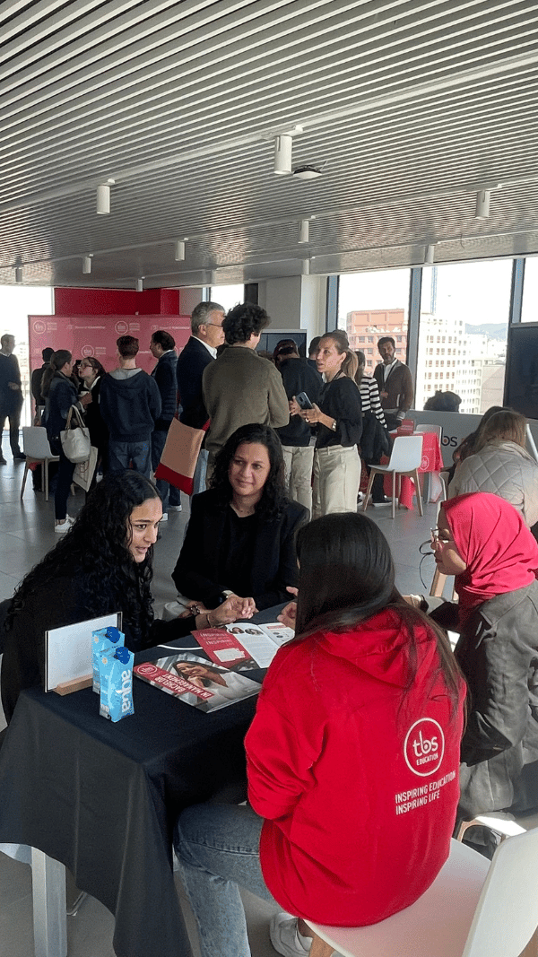 open doors in our Barcelona campus - TBS Education